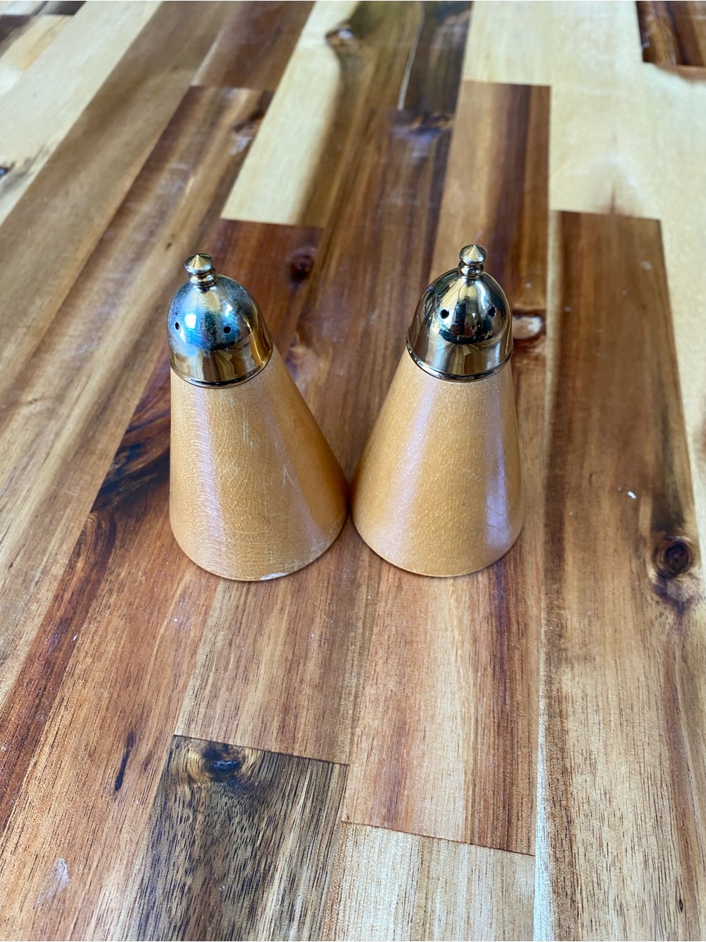 MCM Wood Grain Cone Salt & Pepper Shakers Set, Medium Brown w/ Metal Lids (2)